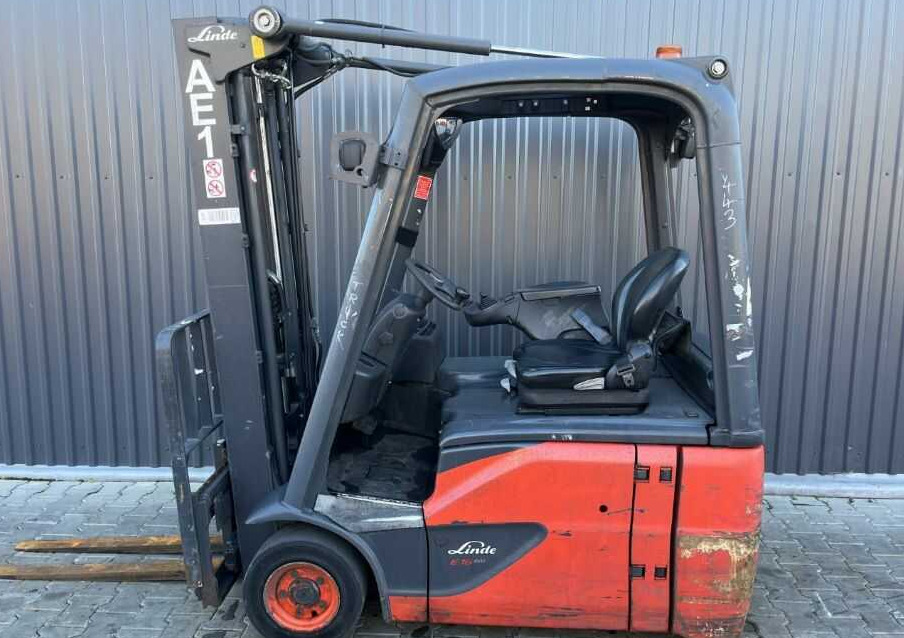 Linde E16-02 - Carrello elevatore elettrico: foto 2 Linde E16-02 - Carrello elevatore elettrico: foto 2