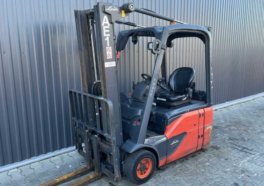 Linde E16-02 - Carrello elevatore elettrico: foto 1 Linde E16-02 - Carrello elevatore elettrico: foto 1
