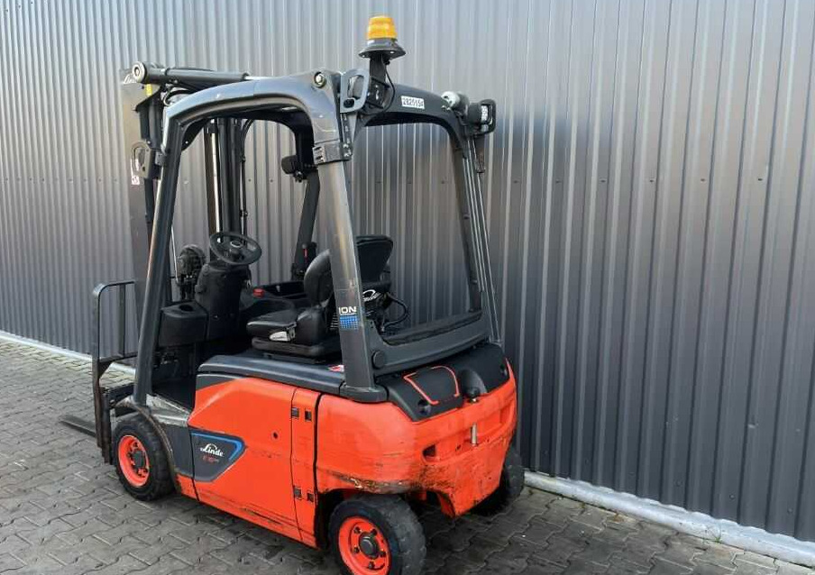 Linde E16P-01 - Carrello elevatore elettrico: foto 3 Linde E16P-01 - Carrello elevatore elettrico: foto 3