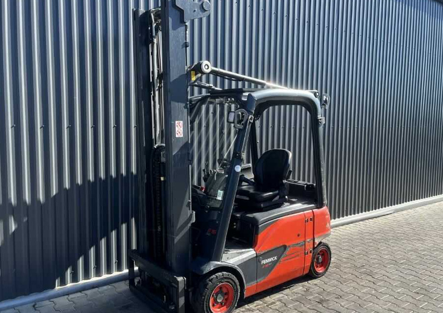 Linde E16P-02 - Carrello elevatore elettrico: foto 1 Linde E16P-02 - Carrello elevatore elettrico: foto 1