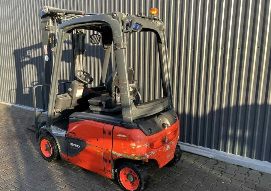 Linde E16P-02 - Carrello elevatore elettrico: foto 2 Linde E16P-02 - Carrello elevatore elettrico: foto 2