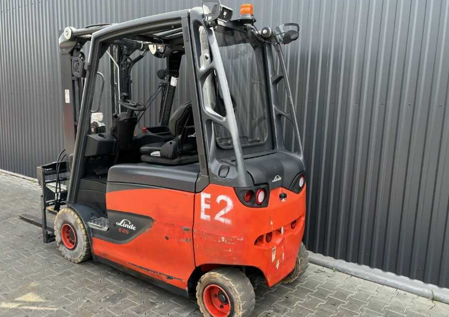 Linde E25HL-01/600 - Carrello elevatore elettrico: foto 3 Linde E25HL-01/600 - Carrello elevatore elettrico: foto 3