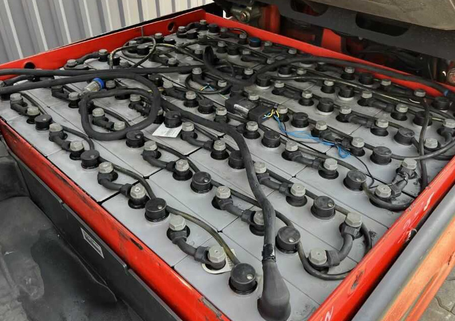Leasing di  Linde E25L-02 Linde E25L-02: foto 7