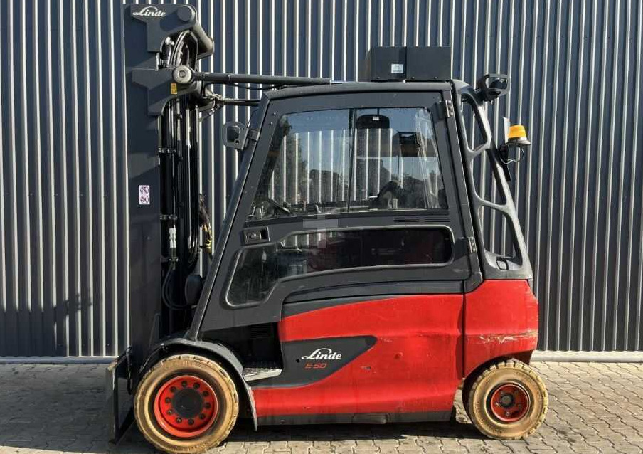 Linde E50HL-01/600 - Carrello elevatore elettrico: foto 2 Linde E50HL-01/600 - Carrello elevatore elettrico: foto 2