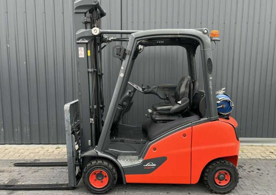 Linde H20T-01 - Carrello elevatore a gas: foto 2 Linde H20T-01 - Carrello elevatore a gas: foto 2