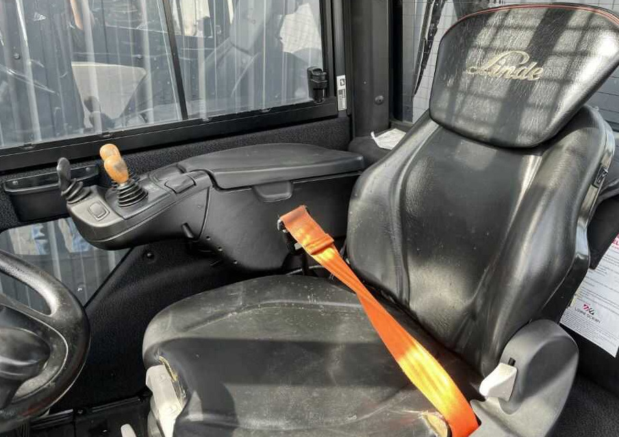 Carrello elevatore a gas Linde H25T-02: foto 8