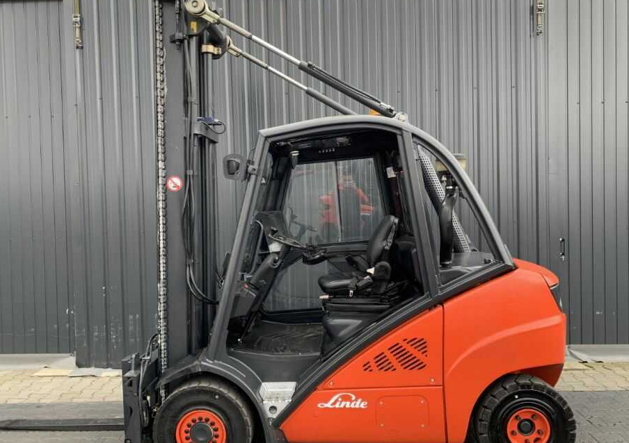 Linde H30D-01 - Carrello elevatore diesel: foto 2 Linde H30D-01 - Carrello elevatore diesel: foto 2