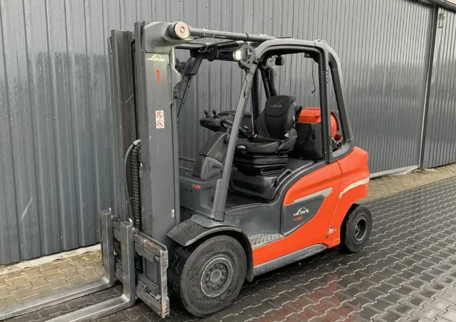 Linde H35T-01 - Carrello elevatore a gas: foto 1 Linde H35T-01 - Carrello elevatore a gas: foto 1