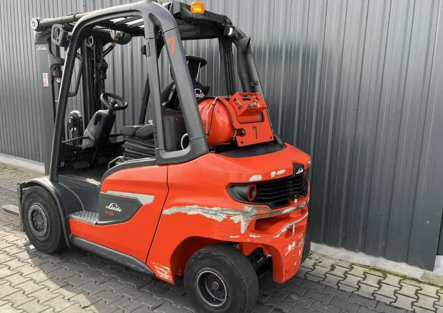 Linde H35T-01 - Carrello elevatore a gas: foto 3 Linde H35T-01 - Carrello elevatore a gas: foto 3
