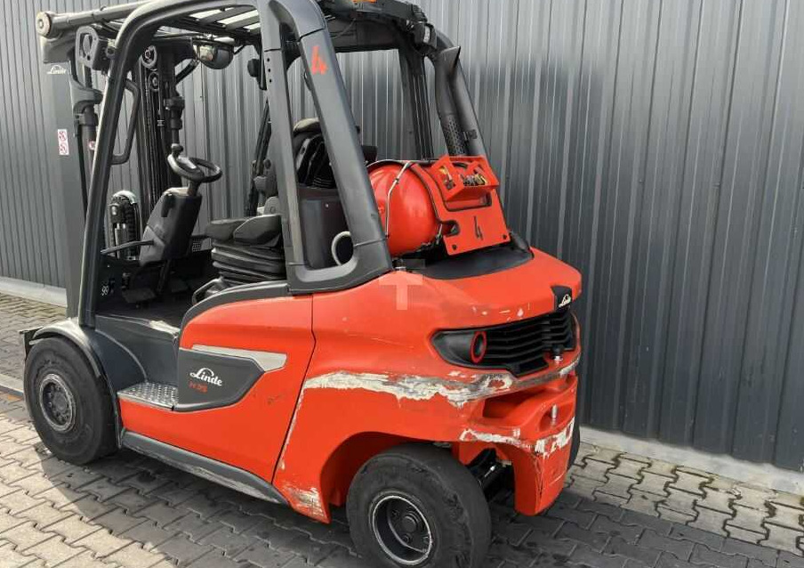 Linde H35T-01 - Carrello elevatore a gas: foto 3 Linde H35T-01 - Carrello elevatore a gas: foto 3