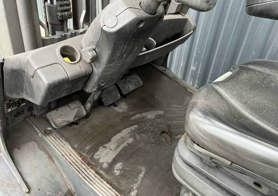 Linde H35T-02 - Carrello elevatore a gas: foto 2 Linde H35T-02 - Carrello elevatore a gas: foto 2