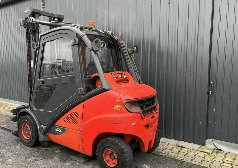 Linde H35T-02 - Carrello elevatore a gas: foto 3 Linde H35T-02 - Carrello elevatore a gas: foto 3