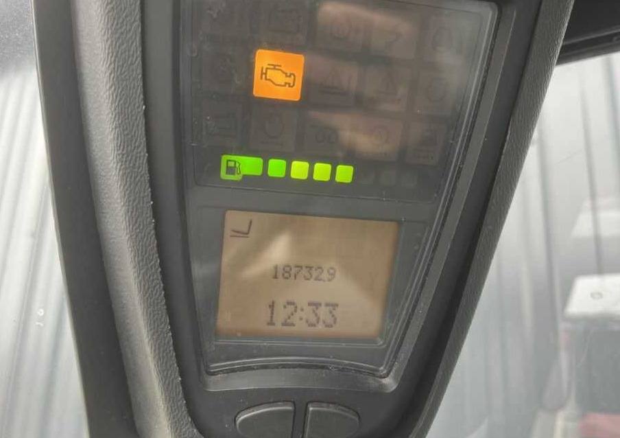 Leasing di Linde H80T-02/900 Linde H80T-02/900: foto 7 Leasing di Linde H80T-02/900 Linde H80T-02/900: foto 7