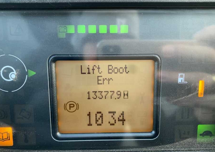 Linde R14-01 - Carrello retrattile: foto 4 Linde R14-01 - Carrello retrattile: foto 4