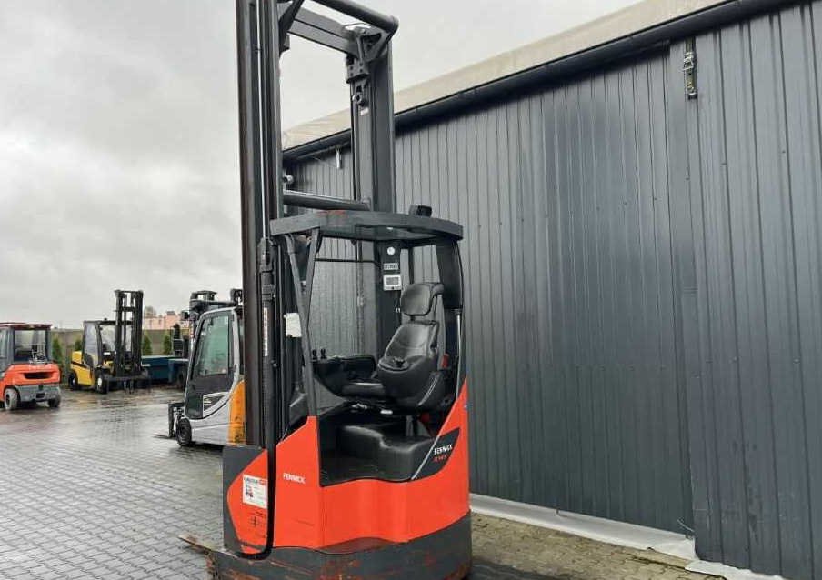 Linde R14X - Carrello retrattile: foto 3 Linde R14X - Carrello retrattile: foto 3