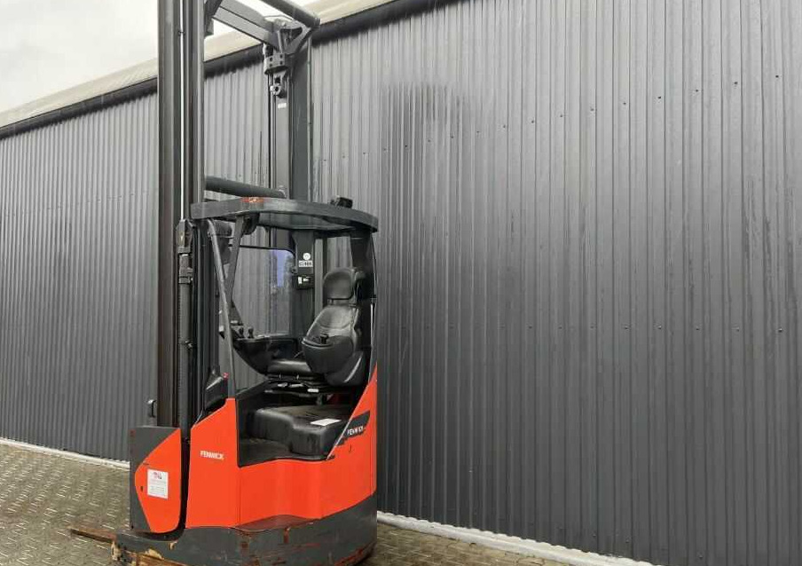 Linde R14X - Carrello retrattile: foto 3 Linde R14X - Carrello retrattile: foto 3