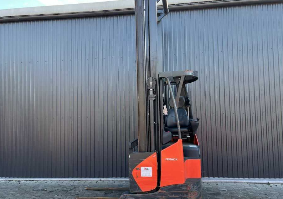 Linde R14X - Carrello retrattile: foto 2 Linde R14X - Carrello retrattile: foto 2