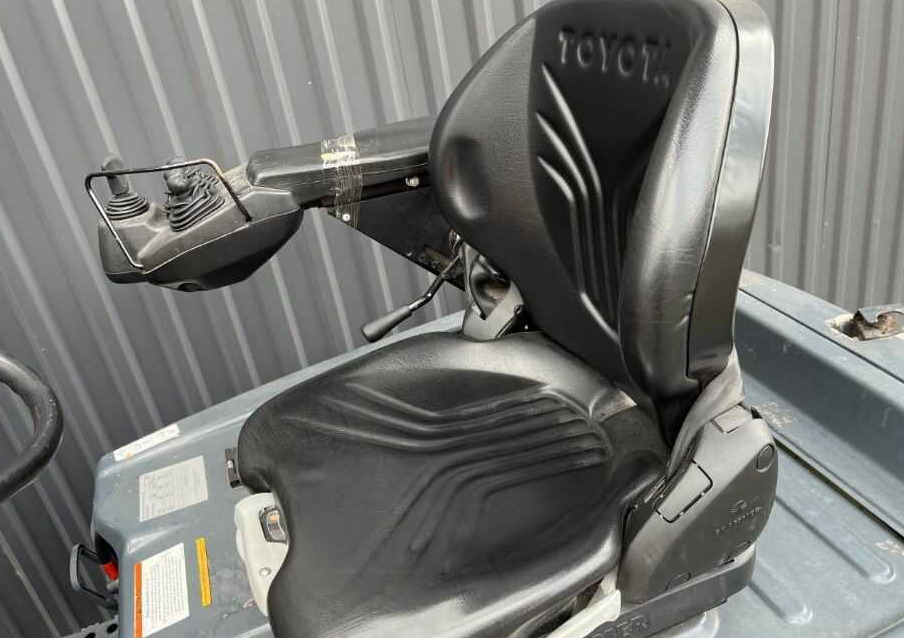 Leasing di Toyota 8FBE18T Toyota 8FBE18T: foto 7 Leasing di Toyota 8FBE18T Toyota 8FBE18T: foto 7