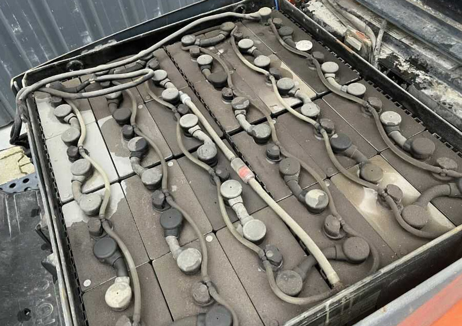 Toyota 8FBET18 - Carrello elevatore elettrico: foto 5 Toyota 8FBET18 - Carrello elevatore elettrico: foto 5