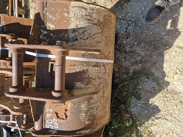 Attache à Axe Attache à Axe de 45 - Benna: foto 2 Attache à Axe Attache à Axe de 45 - Benna: foto 2