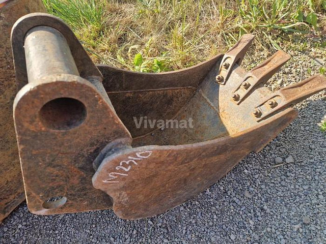 Attache à Axe Attache à Axe de 70/35mm - Benna: foto 1 Attache à Axe Attache à Axe de 70/35mm - Benna: foto 1