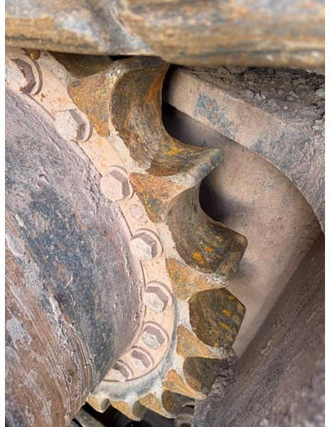 Hitachi ZX650LCH - Escavatore cingolato: foto 4 Hitachi ZX650LCH - Escavatore cingolato: foto 4