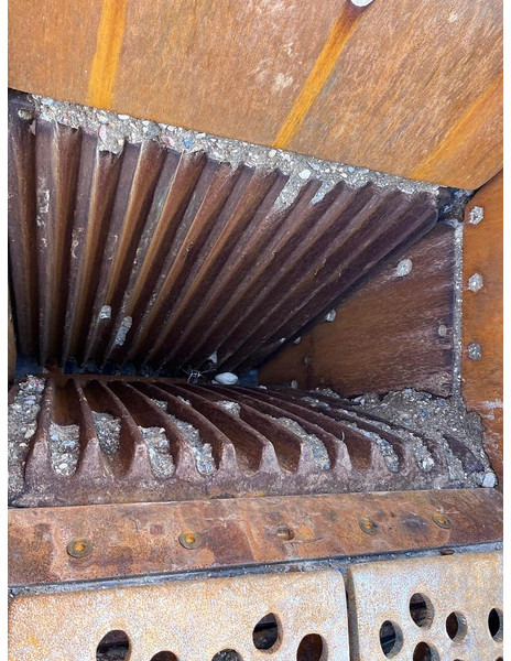 Terex POWERSCREEN PREMIER TRAX300 - Impianto di frantumazione: foto 5 Terex POWERSCREEN PREMIER TRAX300 - Impianto di frantumazione: foto 5