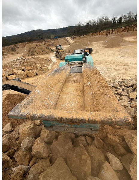 Terex POWERSCREEN PREMIER TRAX300 - Impianto di frantumazione: foto 3 Terex POWERSCREEN PREMIER TRAX300 - Impianto di frantumazione: foto 3