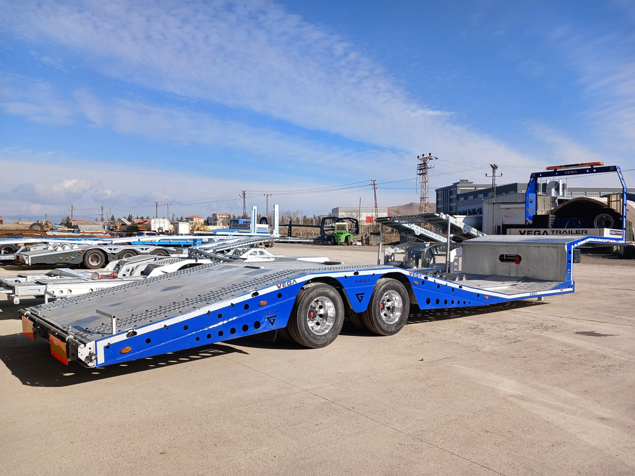 VEGA TRAILER ARLA TRUCK CARRIER - Semirimorchio trasporto automezzi: foto 3 VEGA TRAILER ARLA TRUCK CARRIER - Semirimorchio trasporto automezzi: foto 3