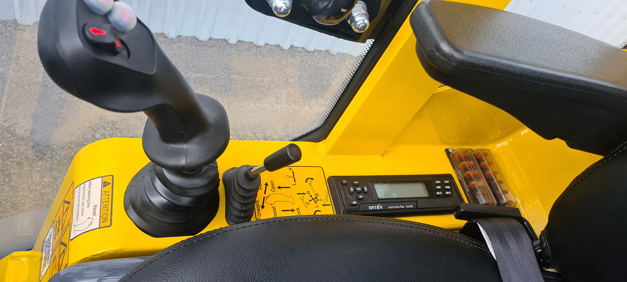 Pala articolata nuovo Eurotrac W11 Radlader Hoflader: foto 8 Pala articolata nuovo Eurotrac W11 Radlader Hoflader: foto 8