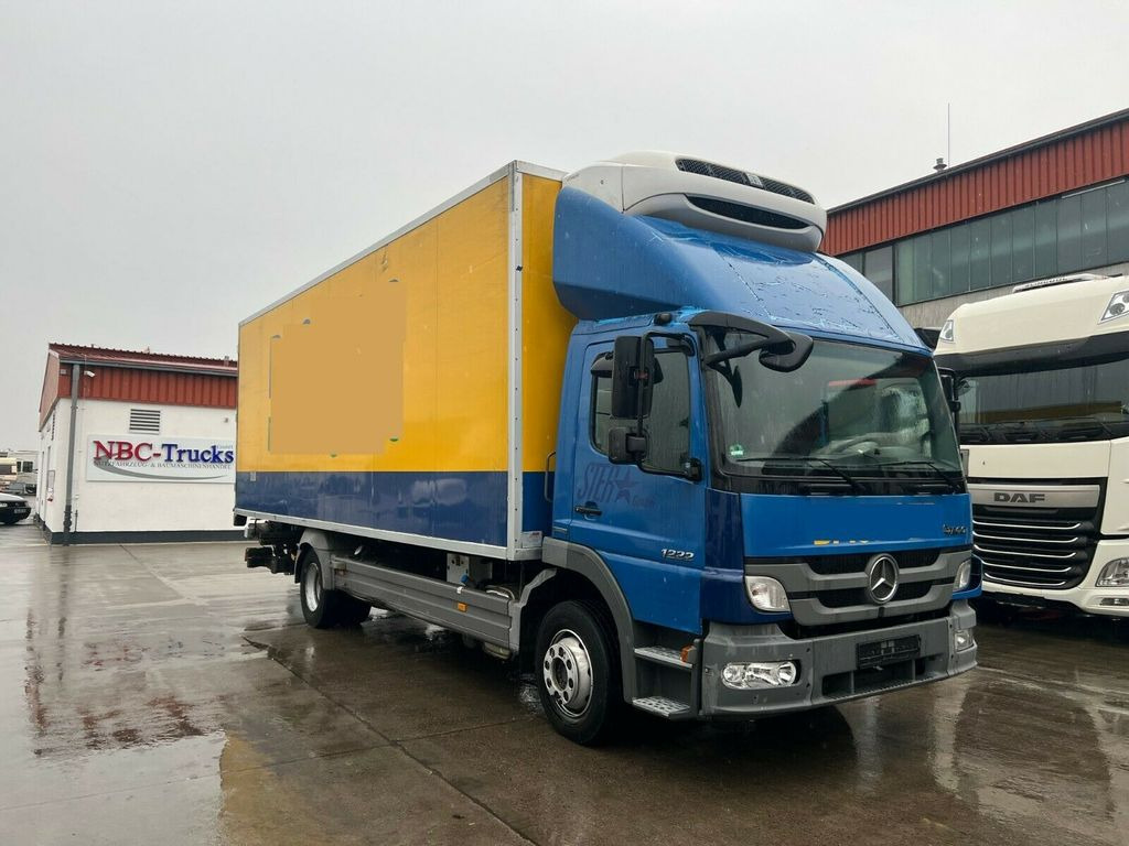 Mercedes-Benz ATEGO 1222 L * THERMO-KING T-600 R * LBW 1,5 TON - Autocarro frigorifero: foto 1 Mercedes-Benz ATEGO 1222 L * THERMO-KING T-600 R * LBW 1,5 TON - Autocarro frigorifero: foto 1