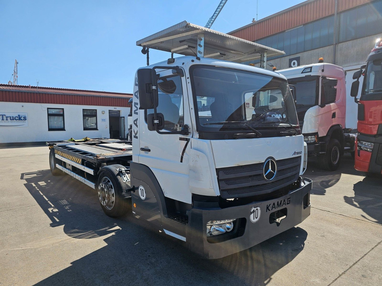 Mercedes-Benz KAMAG * WBH25 * UMSETZER * KLIMA * STANDHEIZ. * - Autocarro portacontainer/ Caisse interchangeable: foto 3 Mercedes-Benz KAMAG * WBH25 * UMSETZER * KLIMA * STANDHEIZ. * - Autocarro portacontainer/ Caisse interchangeable: foto 3