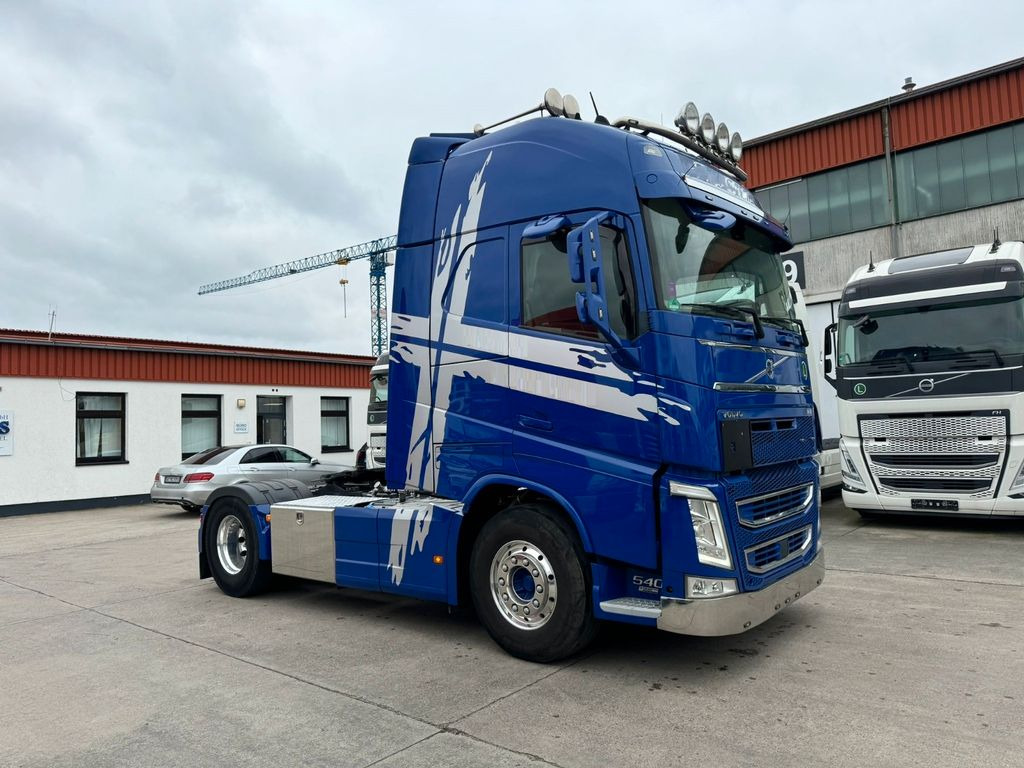 Volvo FH 540 XL *ADR*LEDER * TOP* STANDKLIMA * - Trattore stradale: foto 2 Volvo FH 540 XL *ADR*LEDER * TOP* STANDKLIMA * - Trattore stradale: foto 2