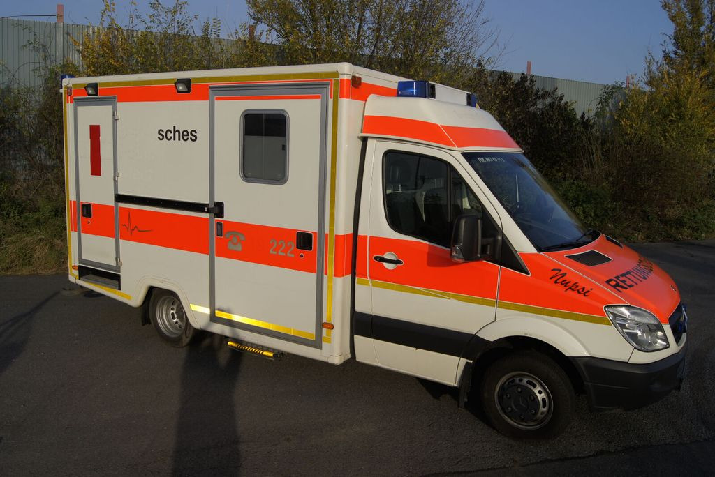 Mercedes-Benz Sprinter 516 WAS - Ambulanza: foto 3 Mercedes-Benz Sprinter 516 WAS - Ambulanza: foto 3