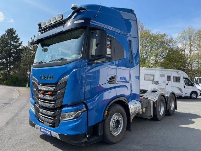 Iveco S-Way AS440X57TZ/P ON (6x4 70 t.) Euro6 Intarder - Trattore stradale: foto 2 Iveco S-Way AS440X57TZ/P ON (6x4 70 t.) Euro6 Intarder - Trattore stradale: foto 2