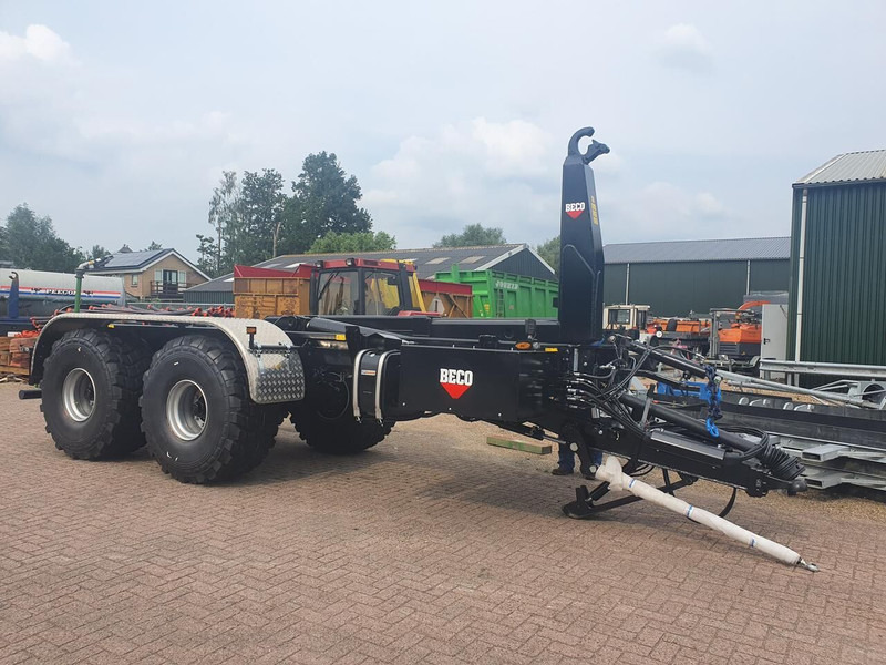 Beco haakarm Mangna 250 - Rimorchio scarrabile/ Multibenna: foto 1 Beco haakarm Mangna 250 - Rimorchio scarrabile/ Multibenna: foto 1