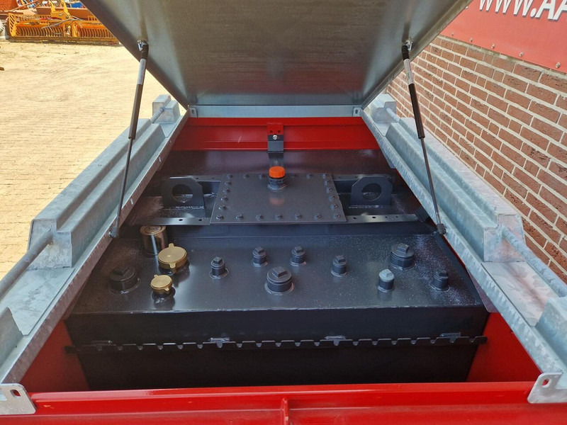 Diesel tank/ IBC 995 liter - Serbatoio di stoccaggio: foto 5 Diesel tank/ IBC 995 liter - Serbatoio di stoccaggio: foto 5