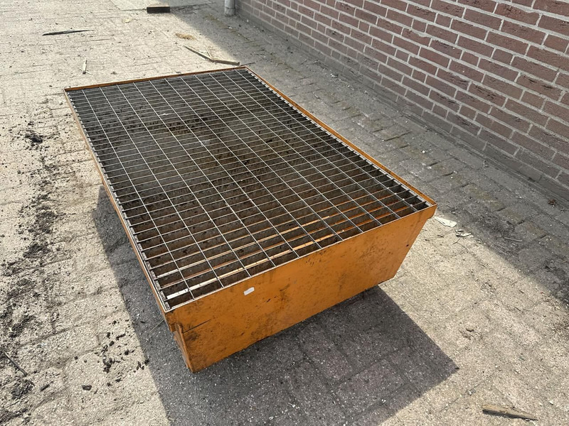 LEKBAK - Gebruikt - Camion cisterna: foto 3 LEKBAK - Gebruikt - Camion cisterna: foto 3