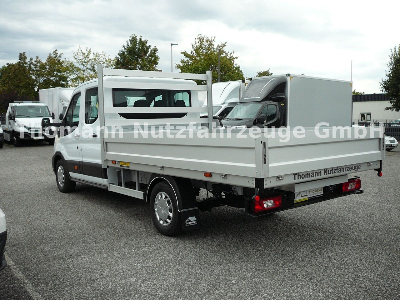 Ford Transit Pritsche Doppelkabine Ford Transit Pritsche Doppelkabine - Furgone con cassone fisso: foto 4 Ford Transit Pritsche Doppelkabine Ford Transit Pritsche Doppelkabine - Furgone con cassone fisso: foto 4
