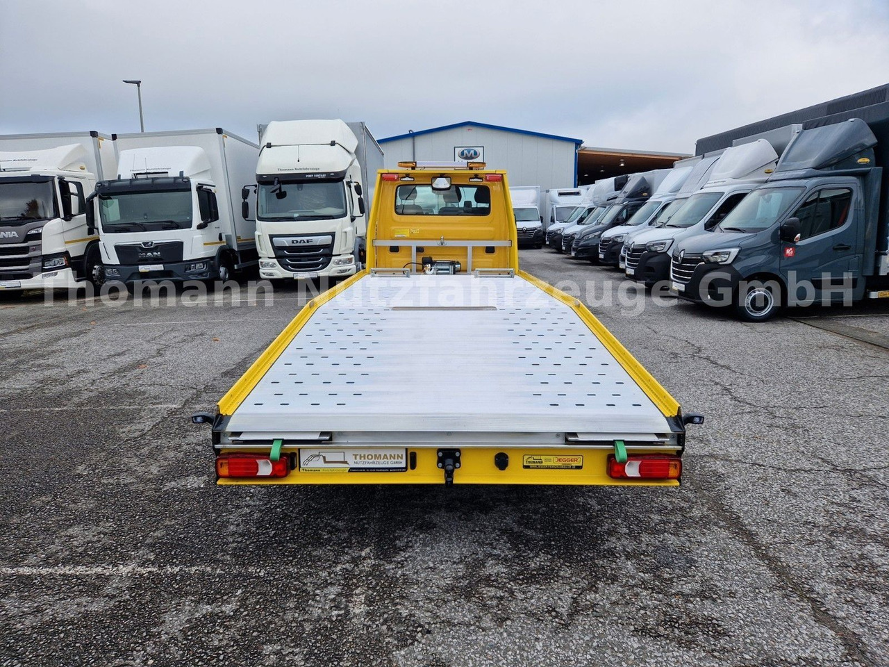 Iveco DAILY 70C18 Festplateau Alu Premium Navi ACC - Carro attrezzi: foto 4 Iveco DAILY 70C18 Festplateau Alu Premium Navi ACC - Carro attrezzi: foto 4