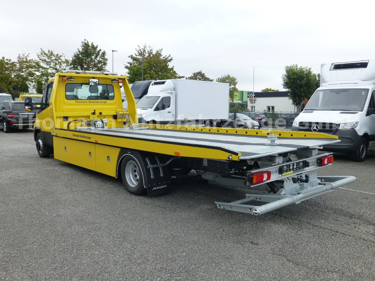 Iveco DAILY 72C18 Schiebeplateu Luftfed Navi Hubbrille - Carro attrezzi: foto 5 Iveco DAILY 72C18 Schiebeplateu Luftfed Navi Hubbrille - Carro attrezzi: foto 5