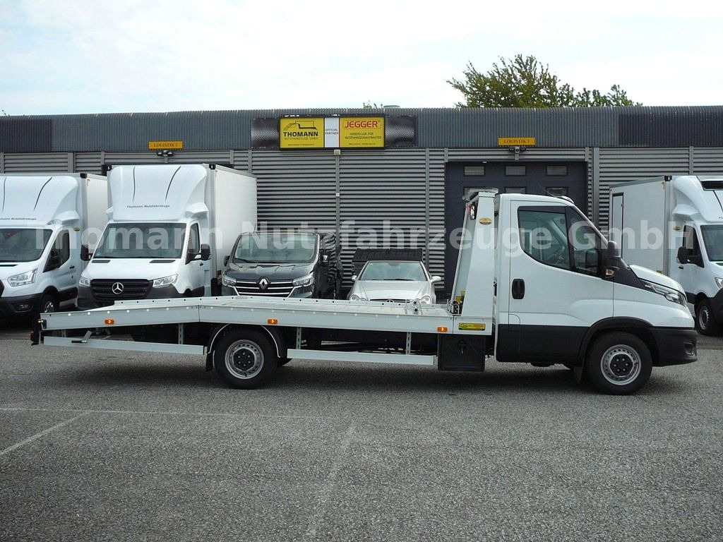 Iveco Daily 35S18 Autotransporter Klimaaut. Premium Iveco Daily 35S18 Autotransporter Klimaaut. Premium - Carro attrezzi, Furgone: foto 4 Iveco Daily 35S18 Autotransporter Klimaaut. Premium Iveco Daily 35S18 Autotransporter Klimaaut. Premium - Carro attrezzi, Furgone: foto 4
