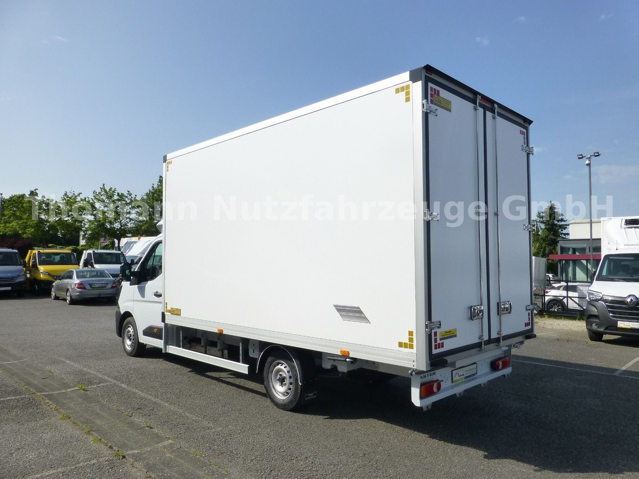 Renault NEW Master 2025 Koffer Türen Möbelkoffer - Furgone box: foto 4 Renault NEW Master 2025 Koffer Türen Möbelkoffer - Furgone box: foto 4