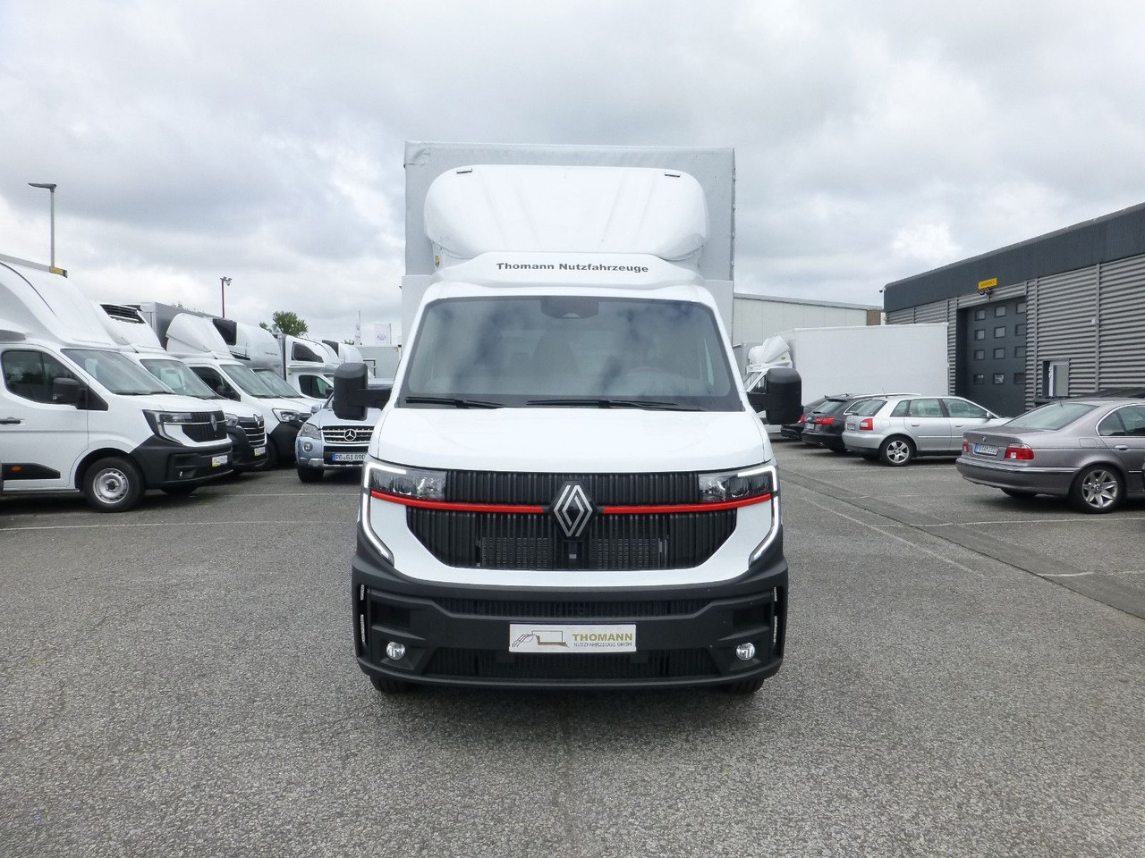 Renault NEW Master Pritsche Plane BÄR Ladebordwand - Furgone centinato: foto 4 Renault NEW Master Pritsche Plane BÄR Ladebordwand - Furgone centinato: foto 4