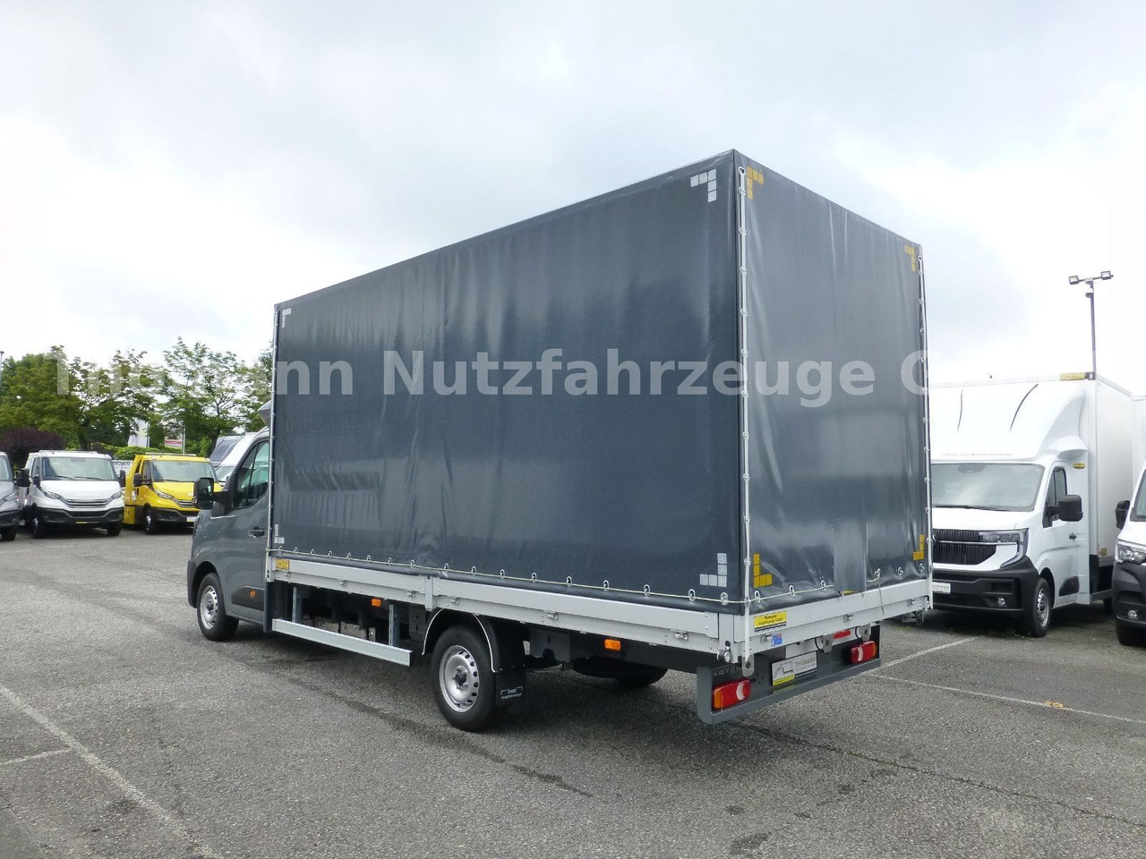 Renault NEW Master Pritsche Plane Premium 2025 - Furgone centinato: foto 5 Renault NEW Master Pritsche Plane Premium 2025 - Furgone centinato: foto 5