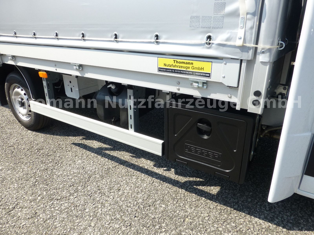 Furgone centinato Renault NEW Master Pritsche Plane Schlafkabine: foto 24