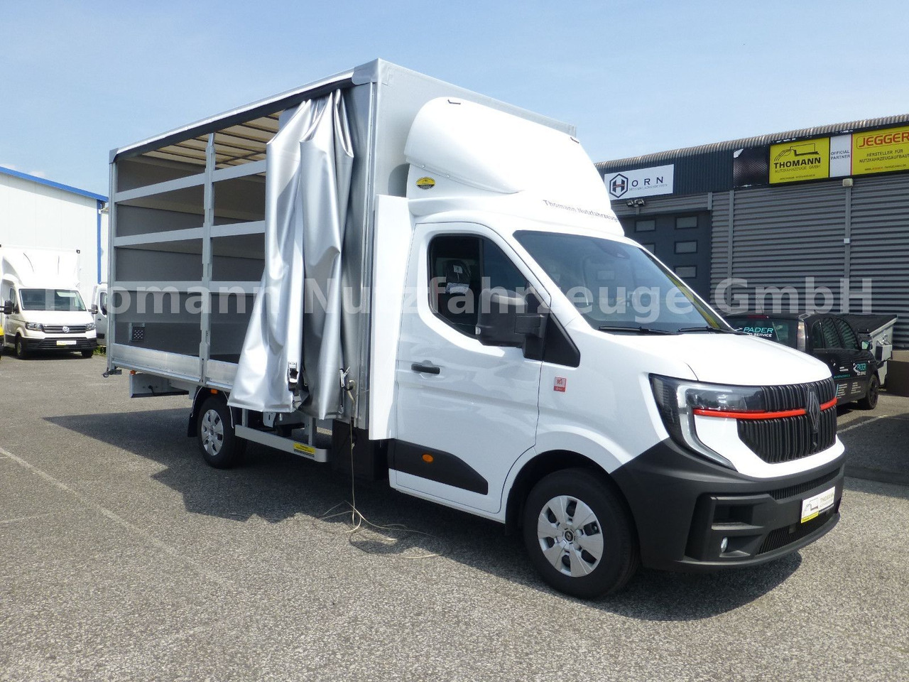 Renault NEW Master Pritsche Plane Vollalu - Furgone centinato: foto 1 Renault NEW Master Pritsche Plane Vollalu - Furgone centinato: foto 1