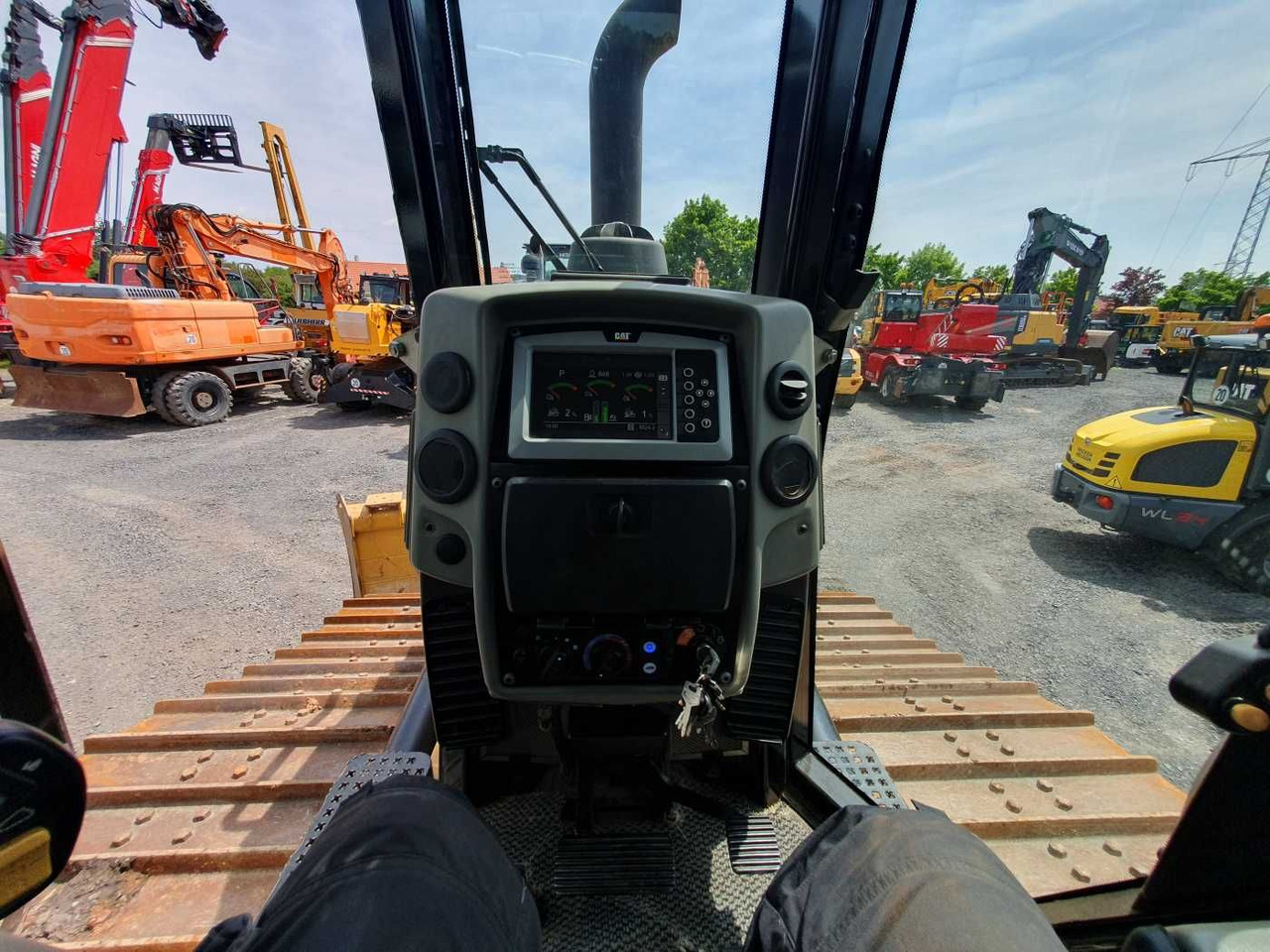 Bulldozer CAT D6N LGP / 8.524h / Klappschild / Ripper: foto 11