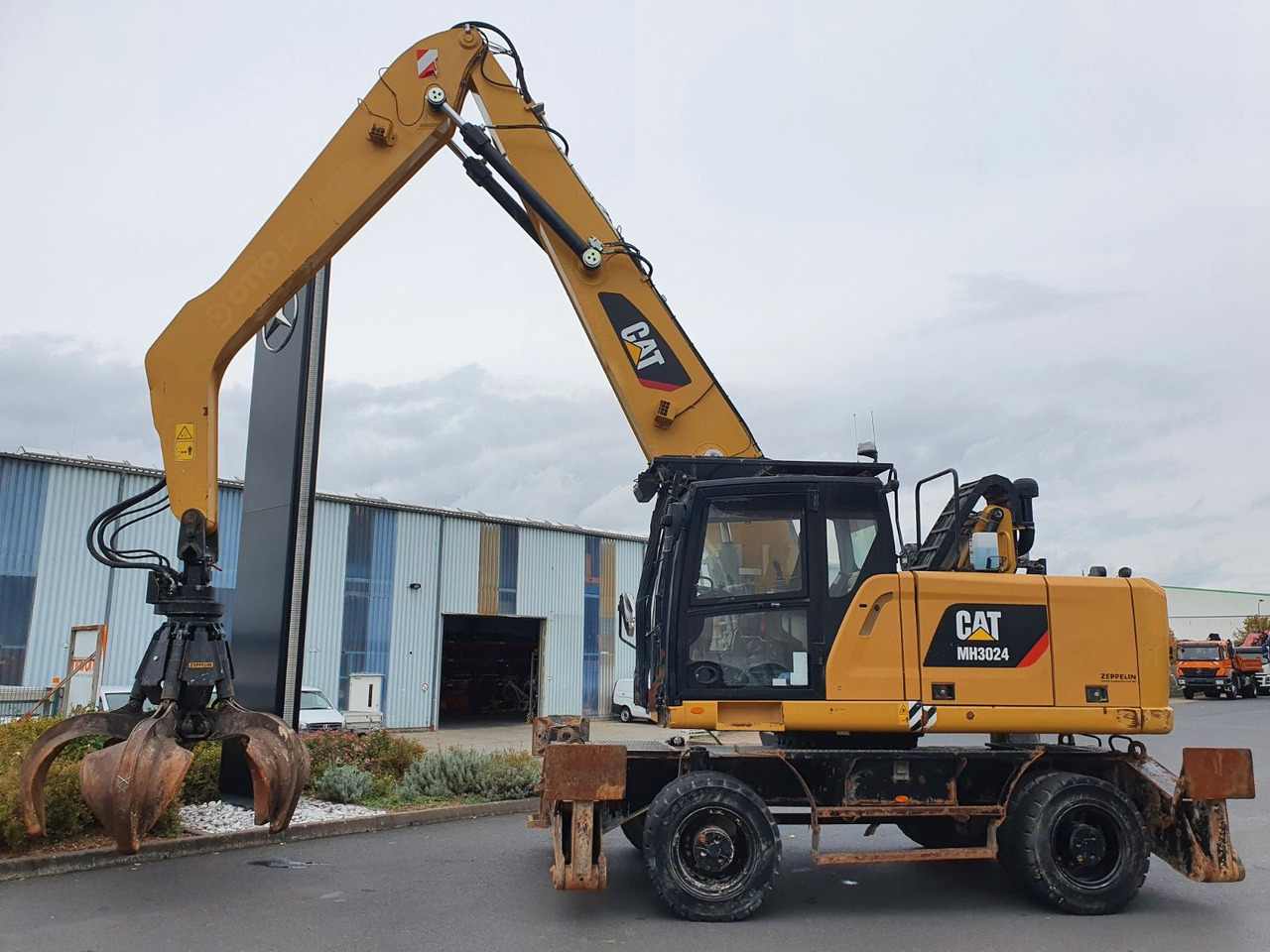 CAT MH3024 / MH 3024 / Greifer / 2018 / 9.424h - Escavatore gommato: foto 3 CAT MH3024 / MH 3024 / Greifer / 2018 / 9.424h - Escavatore gommato: foto 3