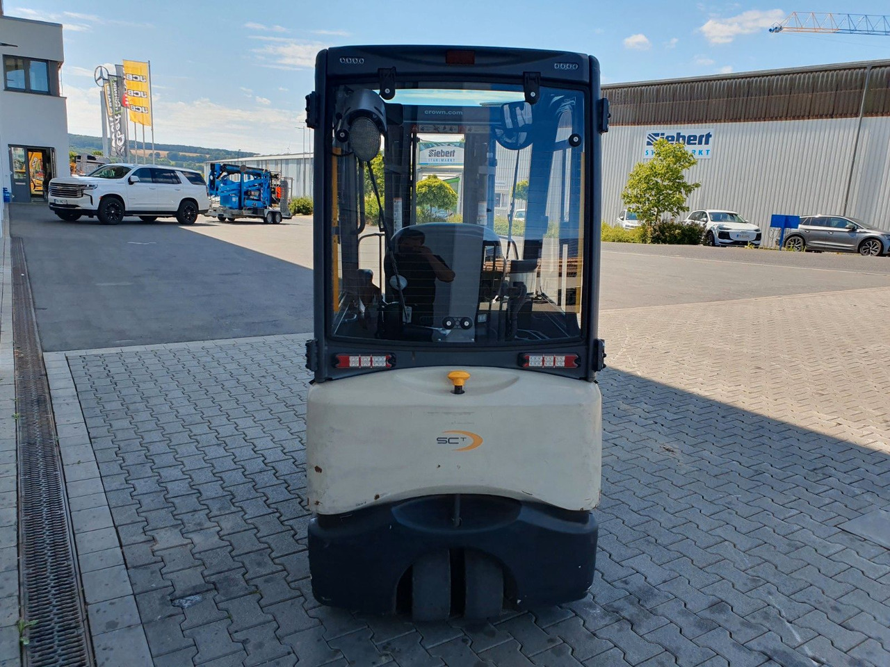 Crown SCT6020-1.3 / Triplex 4,3m / 2.658h / 2020 - Carrello elevatore elettrico: foto 5 Crown SCT6020-1.3 / Triplex 4,3m / 2.658h / 2020 - Carrello elevatore elettrico: foto 5